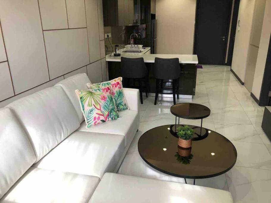 8 Kia Peng Residences By Stayhere Kuala Lumpur Exterior photo